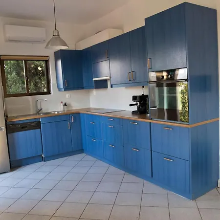 Seaview Apartment